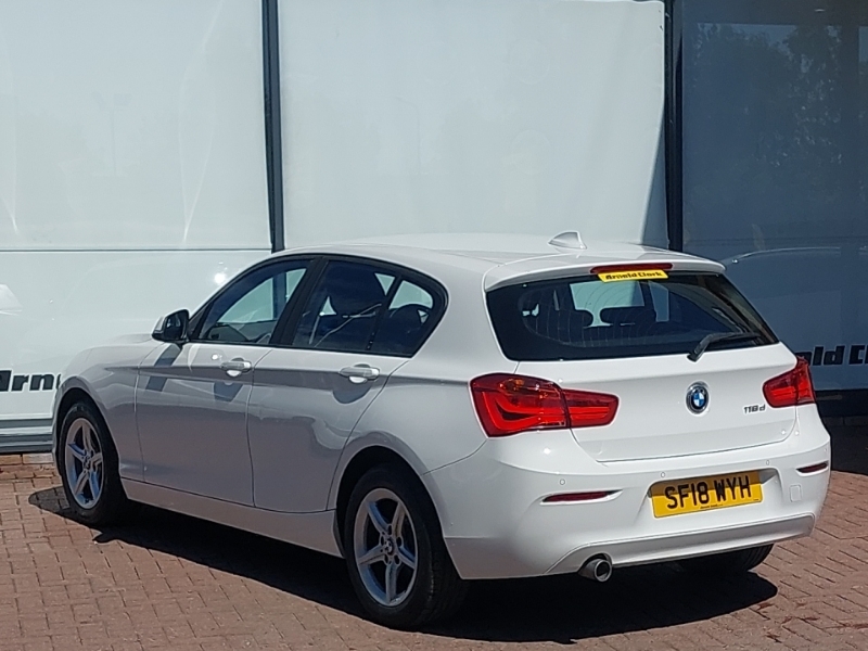 BMW 1 Series 116D Se Business Navservotronic SF18WYH White #2