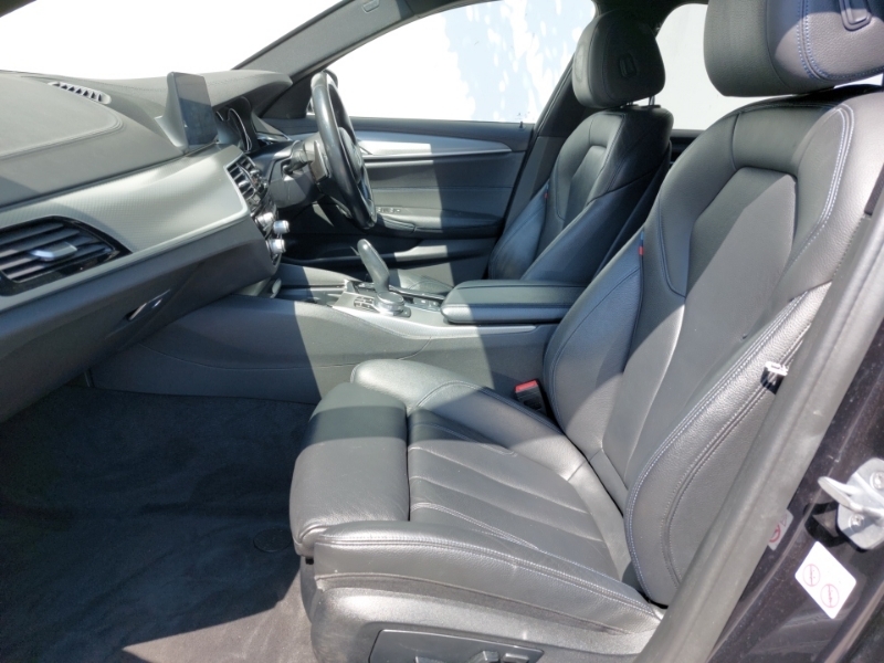 BMW 5 Series 520I M Sport VU18DPX Black #5