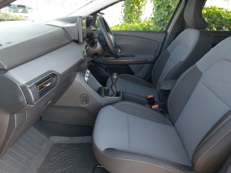 Dacia Jogger 1.0 Tce Extreme Green #5