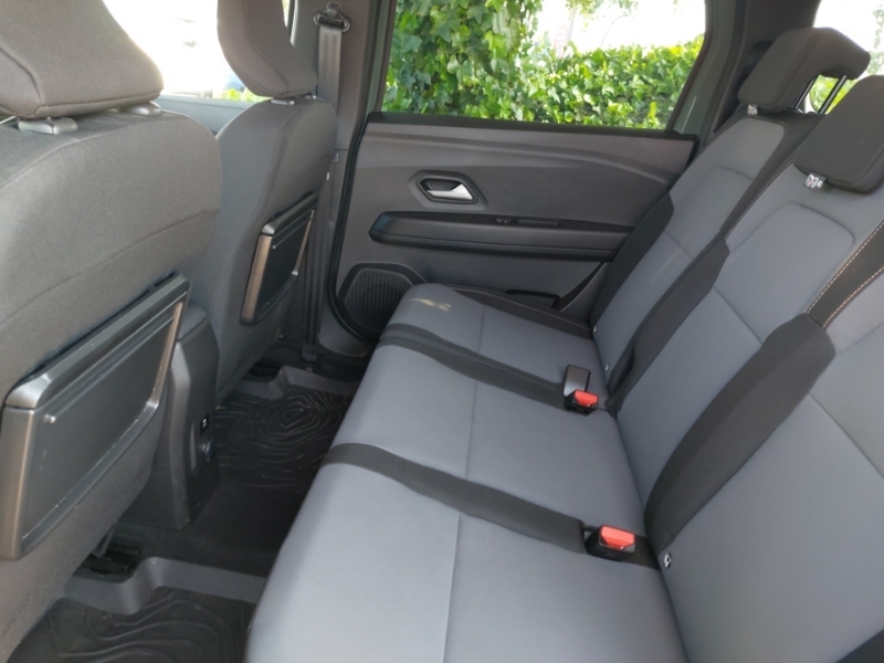 Dacia Jogger 1.0 Tce Extreme Green #6