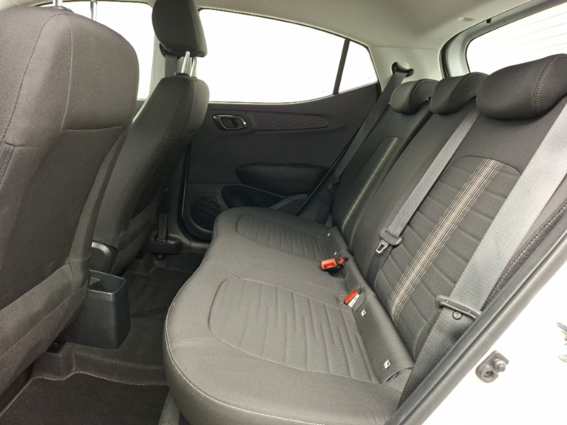 Hyundai I10 1.0 63 Advance Nav ET25UPD Grey #6