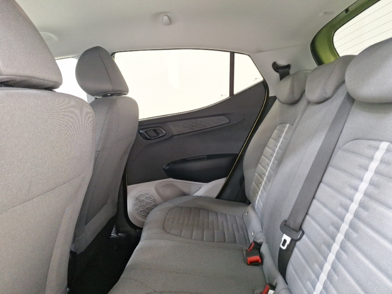 Hyundai I10 1.2 79 Premium Nav WN25LNP Green #6
