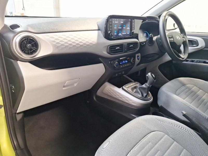 Hyundai I10 1.2 79 Premium Nav WN25LNP Green #5
