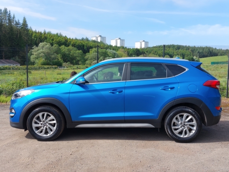 Hyundai Tucson 1.7 Crdi Blue Drive Premium 2Wd SW17ETL Blue #4