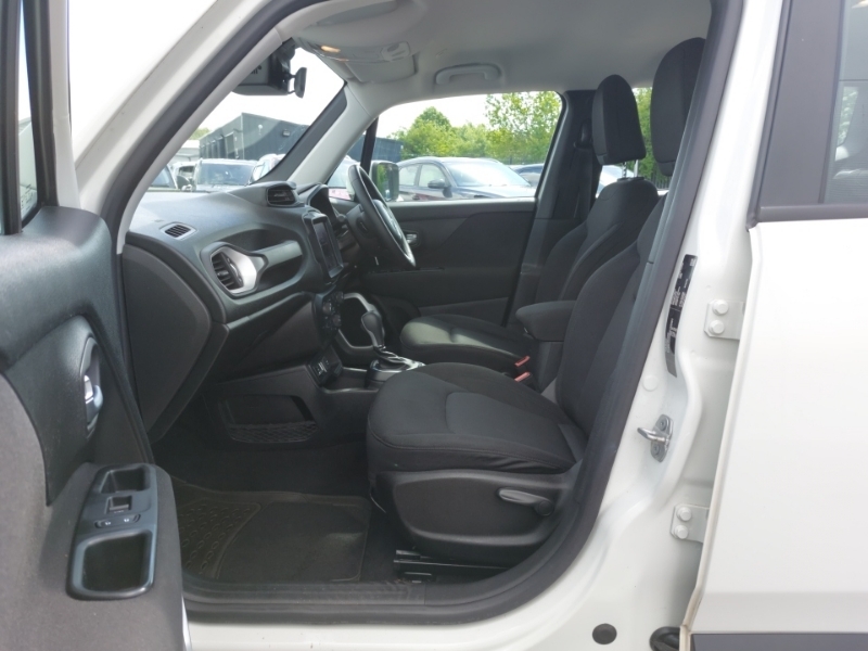 Jeep Renegade 1.3 T4 Gse Longitude Ddct White #5