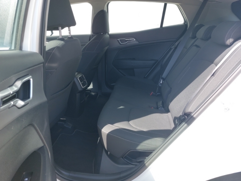 Kia Sportage 1.6T Gdi Isg 2 MT22JYX White #6