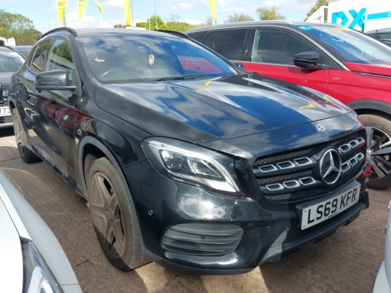 Mercedes-Benz GLA Class Gla 180 Amg Line Edition Black