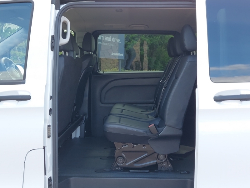 Mercedes-Benz Vito 114 Cdi Pro 9-Seater 9G-tronic KN24YCZ White #6