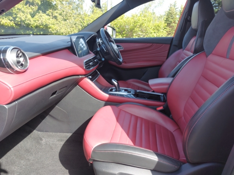 MG HS 1.5 T-gdi Exclusive Dct LX23OMU Red #5