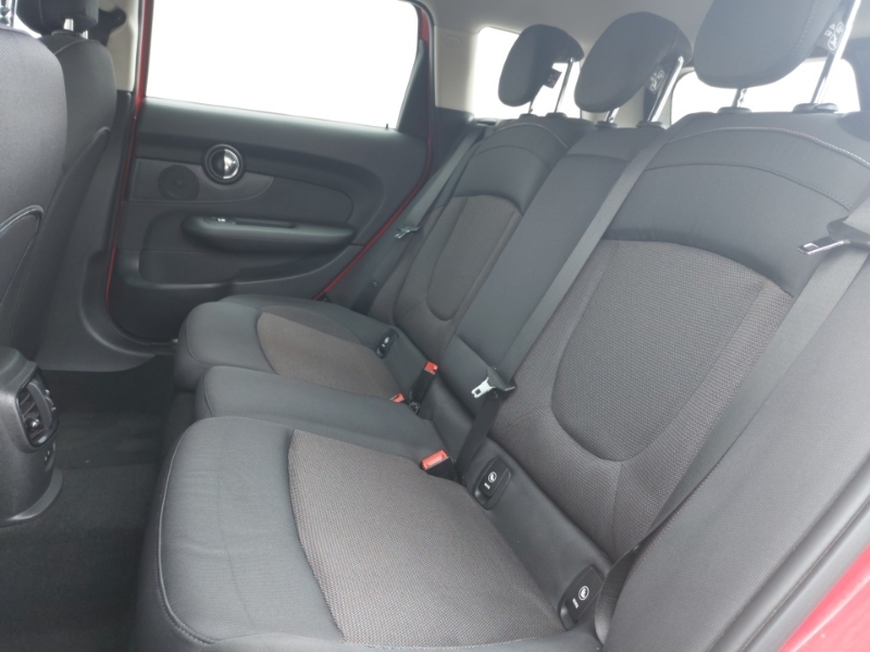 Mini Clubman 1.5 Cooper Classic 6Dr ST70EUM Red #6