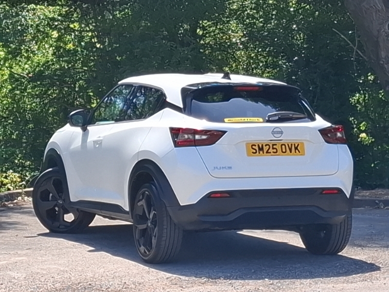 Nissan Juke 1.0 Dig-t Tekna SM25OVK White #2