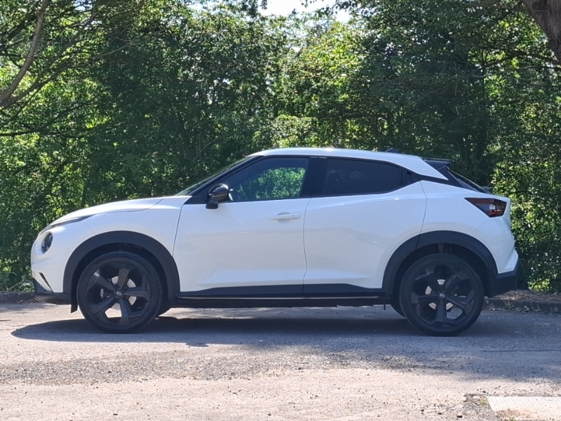 Nissan Juke 1.0 Dig-t Tekna SM25OVK White #4