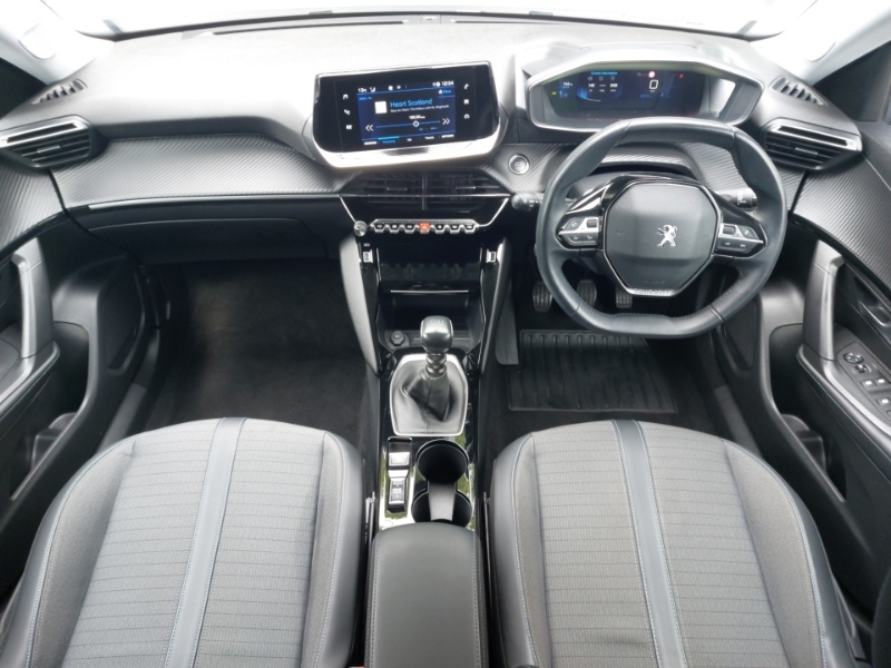 Peugeot 2008 1.2 Puretech Allure Premium SB21USE White #3