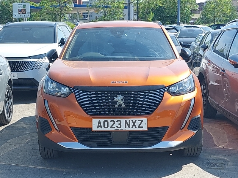 Peugeot 2008 1.2 Puretech 130 Allure Premium Orange