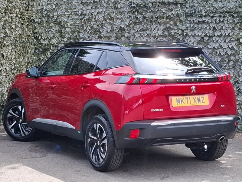 Peugeot 2008 1.5 Bluehdi 110 Gt MK71XWZ Red #2