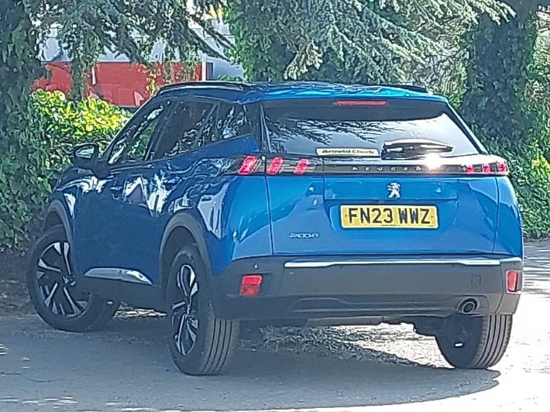 Peugeot 2008 1.2 Puretech Allure Premium FN23WWZ Blue #2