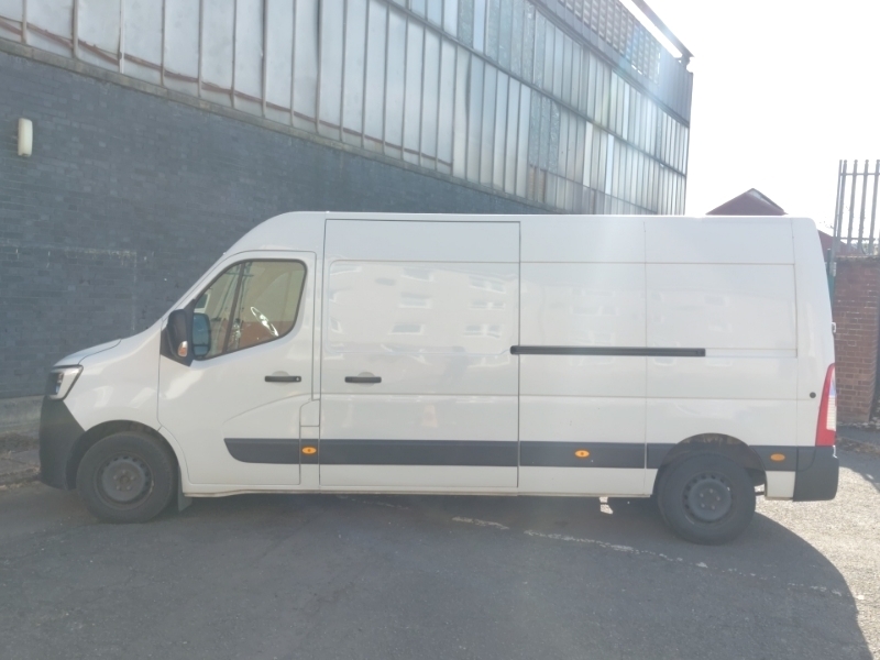 Renault Master Lm35dci 135 Business Medium Roof Van HT23KCF White #3