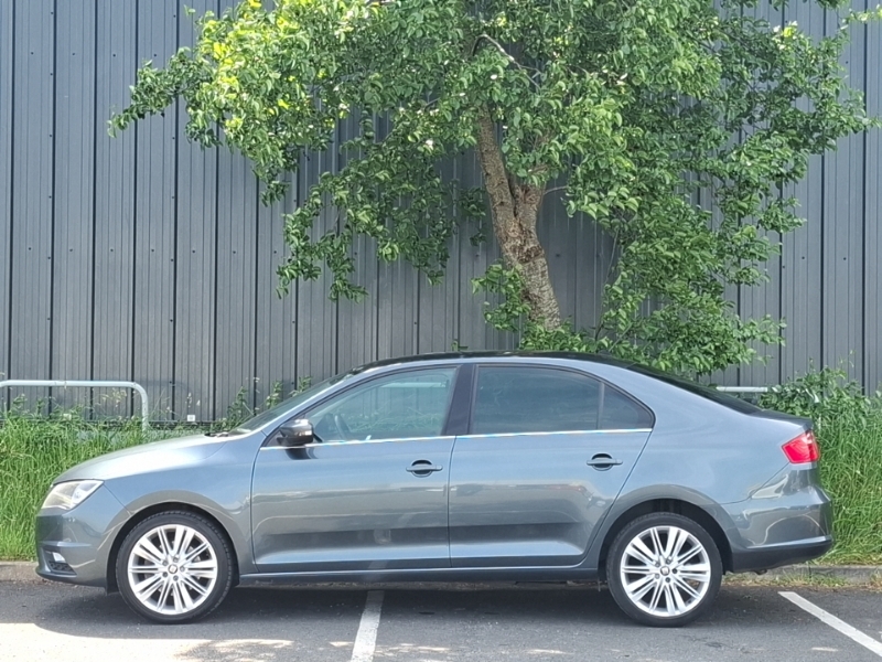 Seat Toledo 1.0 Tsi 110 Xcellence Ez GK68VKC Grey #4