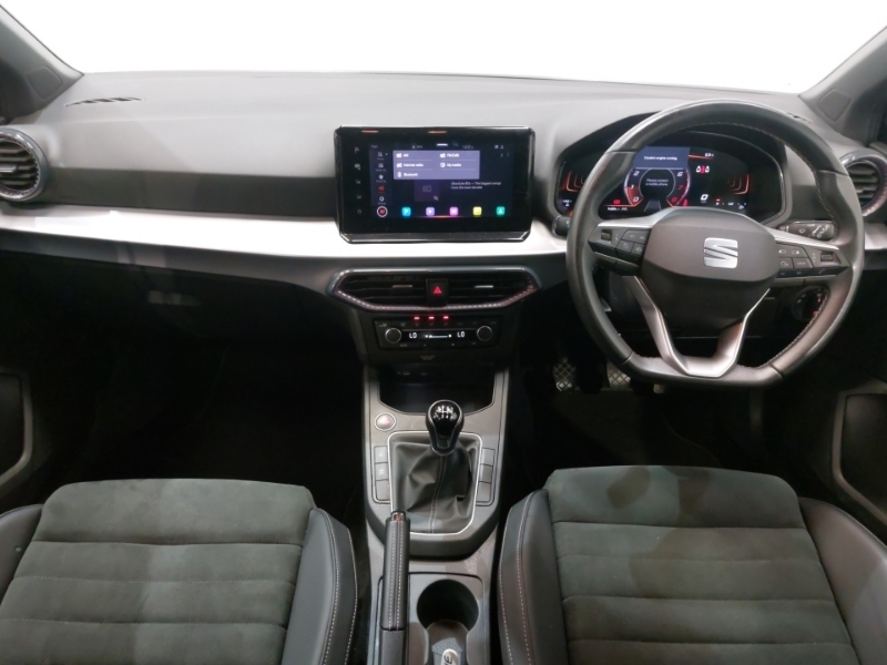 Seat Ibiza 1.0 Tsi 115 Xcellence SJ24GHE Black #3