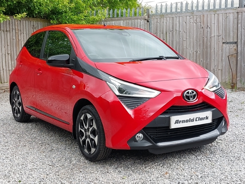 Toyota Aygo 1.0 Vvt-i X-trend Tss Red