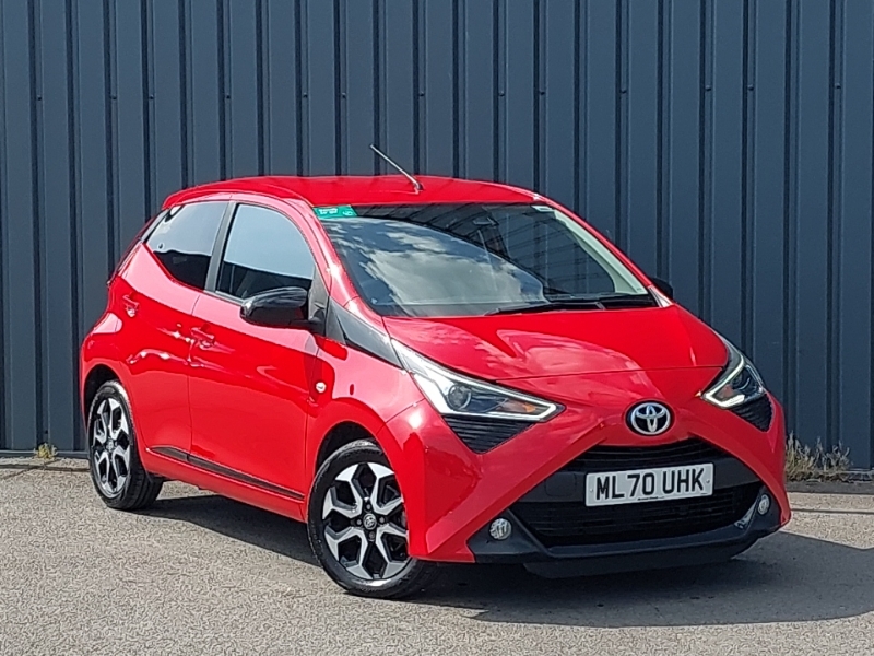 Toyota Aygo 1.0 Vvt-i X-trend Tss Red
