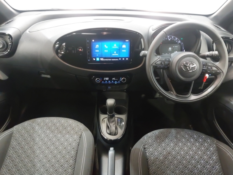 Toyota Aygo X 1.0 Vvt-i Edge P55KPR White #3