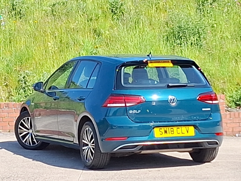 Volkswagen Golf 1.5 Tsi Evo Se Nav Dsg SW18CLV Green #2