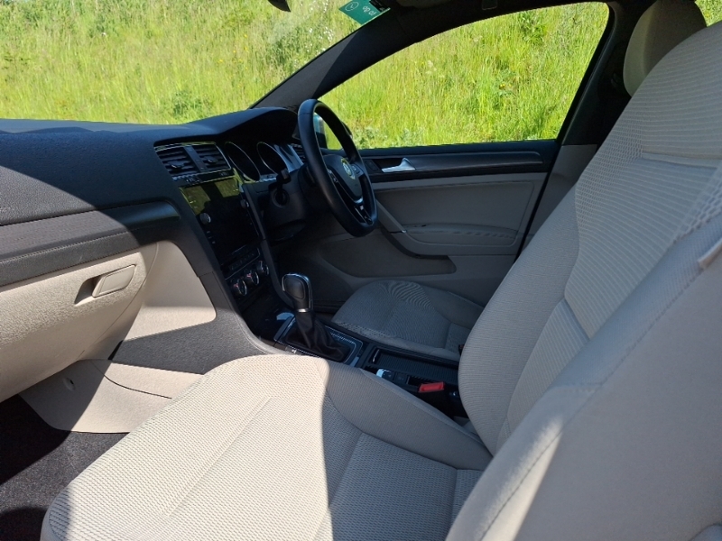 Volkswagen Golf 1.5 Tsi Evo Se Nav Dsg SW18CLV Green #5