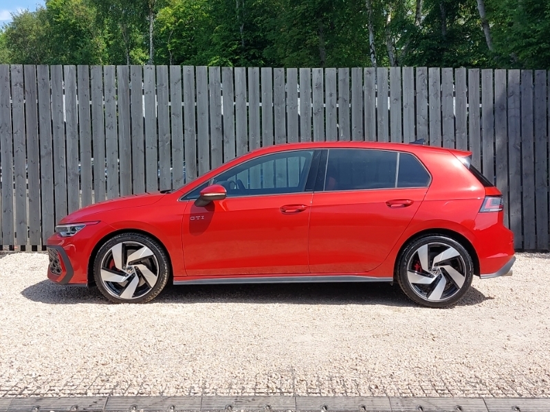 Volkswagen Golf 2.0 Tsi 265 Gti Dsg Red #4