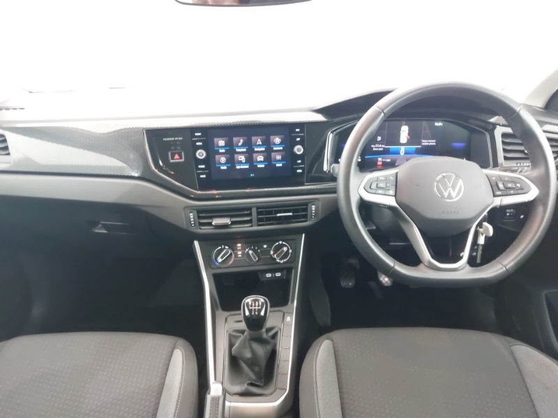 Volkswagen Polo 1.0 Life PJ74LYC Black #3