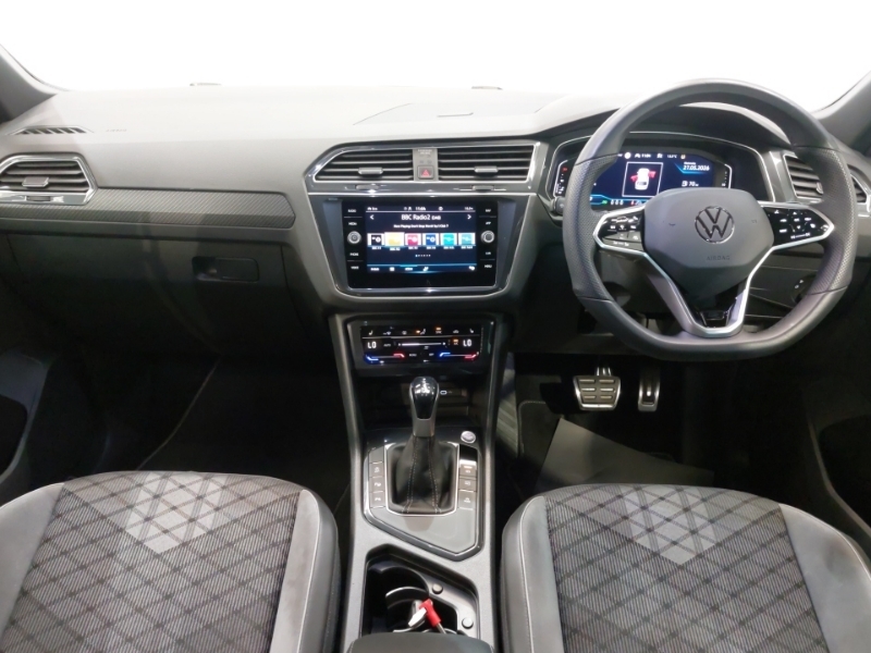 Volkswagen Tiguan 1.5 Tsi 150 R-line Dsg CK23UAL Black #3