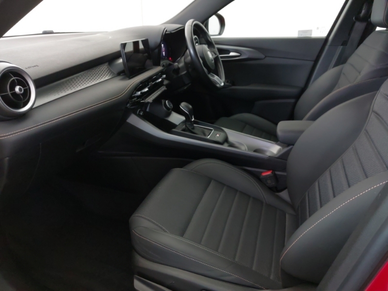 Alfa Romeo Tonale 1.5 Mhev Ti Red #5