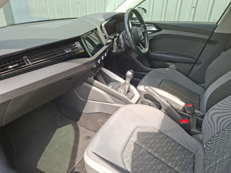 Audi A1 25 Tfsi Sport SW23VYF White #5
