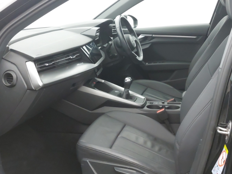 Audi A3 30 Tfsi Sport LX21UVM Black #5