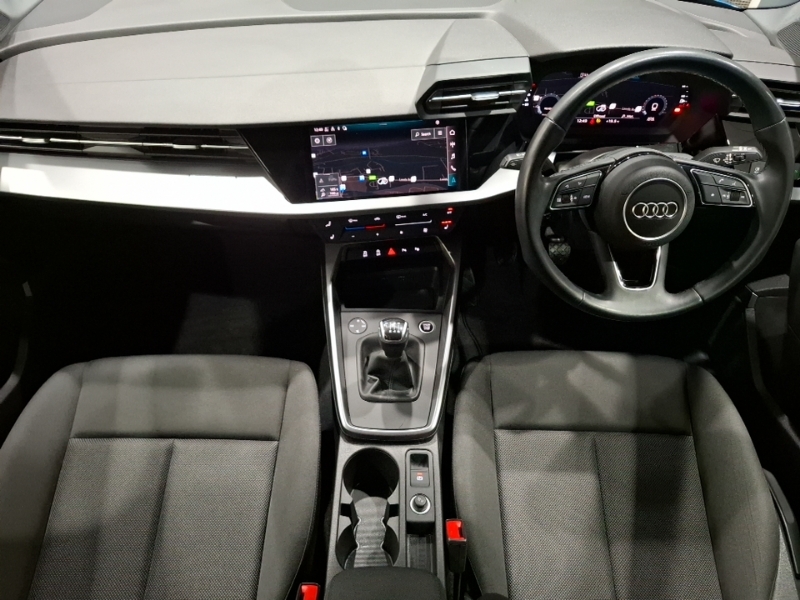 Audi A3 35 Tfsi Technik Comfortsound LL23KUK Blue #3