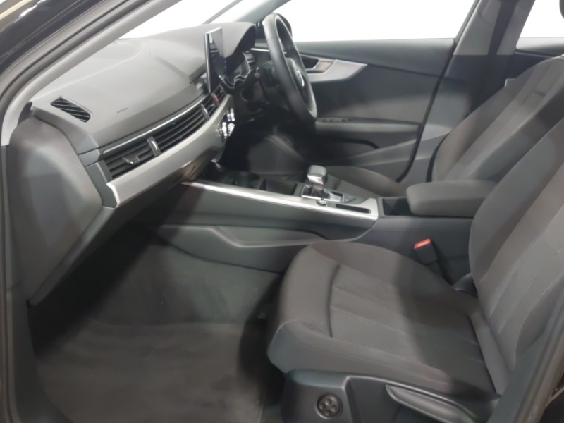 Audi A4 35 Tfsi Technik S Tronic WN23FYG Black #5
