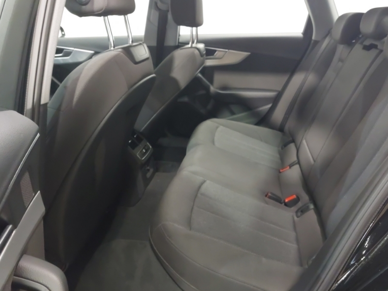 Audi A4 35 Tfsi Technik S Tronic WN23FYG Black #6