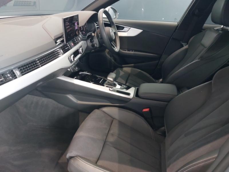 Audi A4 40 Tfsi 204 S Line S Tronic WU24NFZ White #5