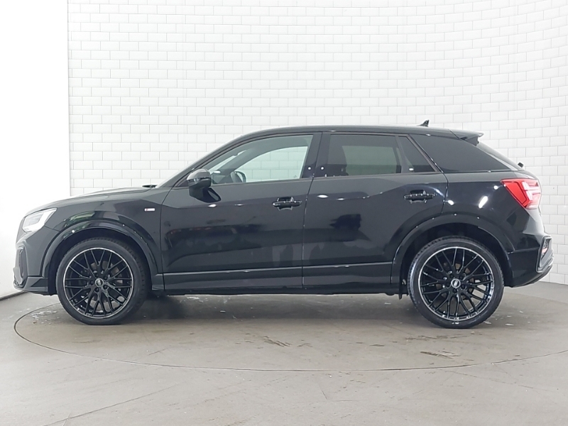 Audi Q2 35 Tfsi Black Edition ND70VST Black #4
