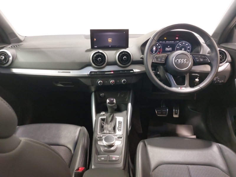 Audi Q2 35 Tfsi S Line S Tronic NC72KBX Black #3