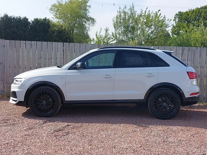 Audi Q3 2.0 Tdi 184 Quattro Black Edition S Tronic WG67KMZ White #4