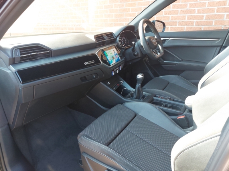 Audi Q3 35 Tfsi Black Edition WP22YKA Black #5