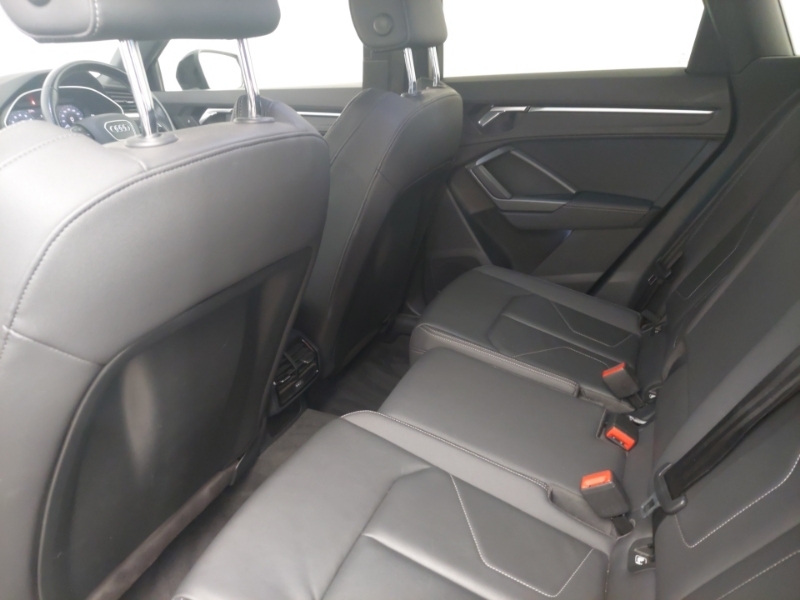Audi Q3 35 Tfsi Black Edition S Tronic LM21ZTF Black #6