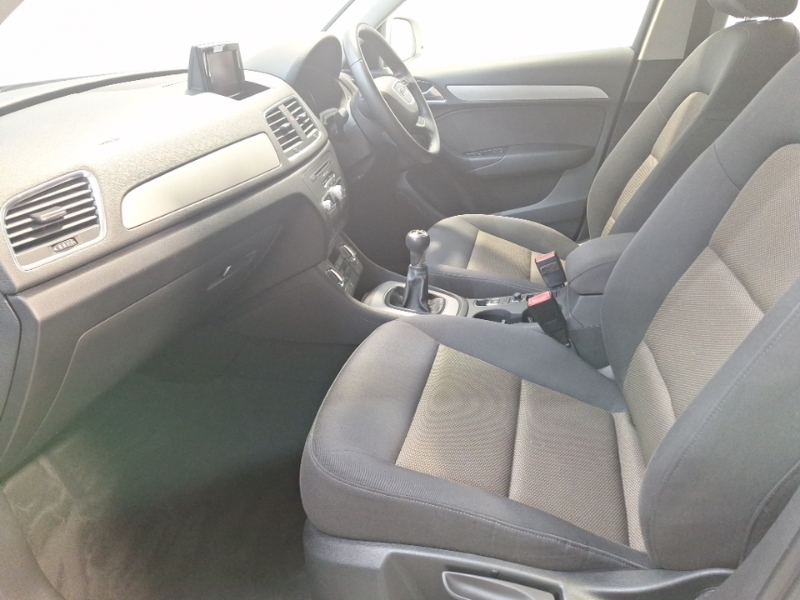 Audi Q3 2.0 Tdi Se Silver #5