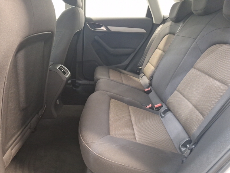 Audi Q3 2.0 Tdi Se Silver #6