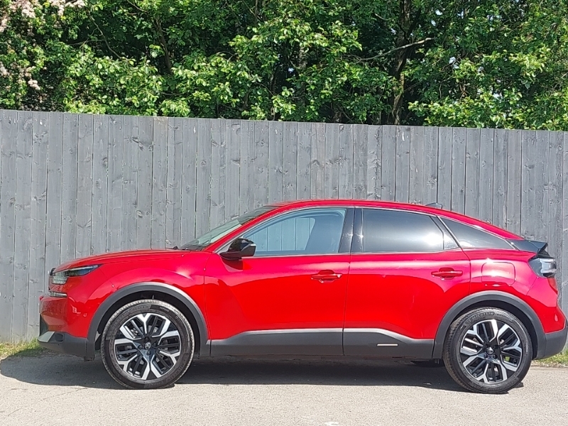 Citroen e-C4 115Kw Max 54Kwh SO74GWX Red #4