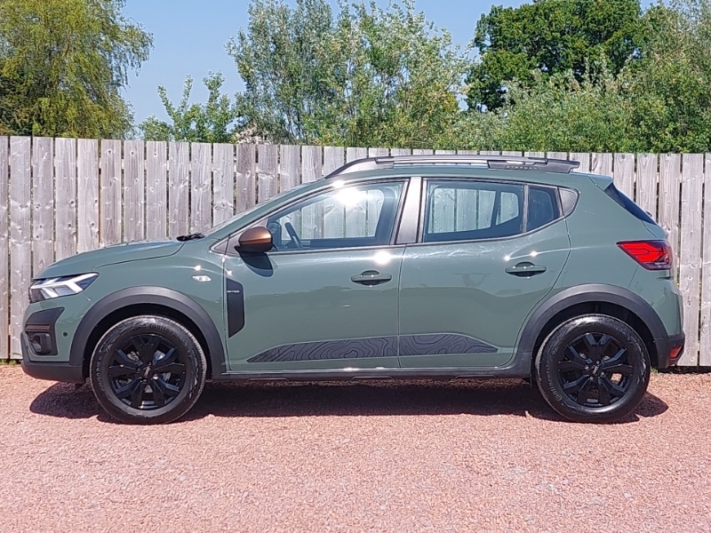 Dacia Sandero Stepway 1.0 Tce Extreme Cvt Green #4