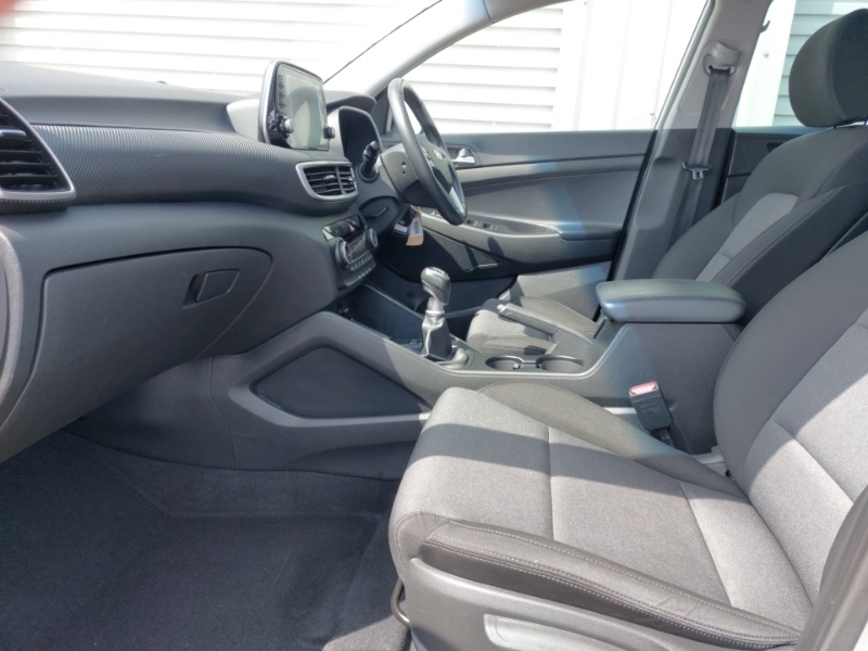 Hyundai Tucson 1.6 Crdi Se Nav 2Wd WH19MRO Silver #5