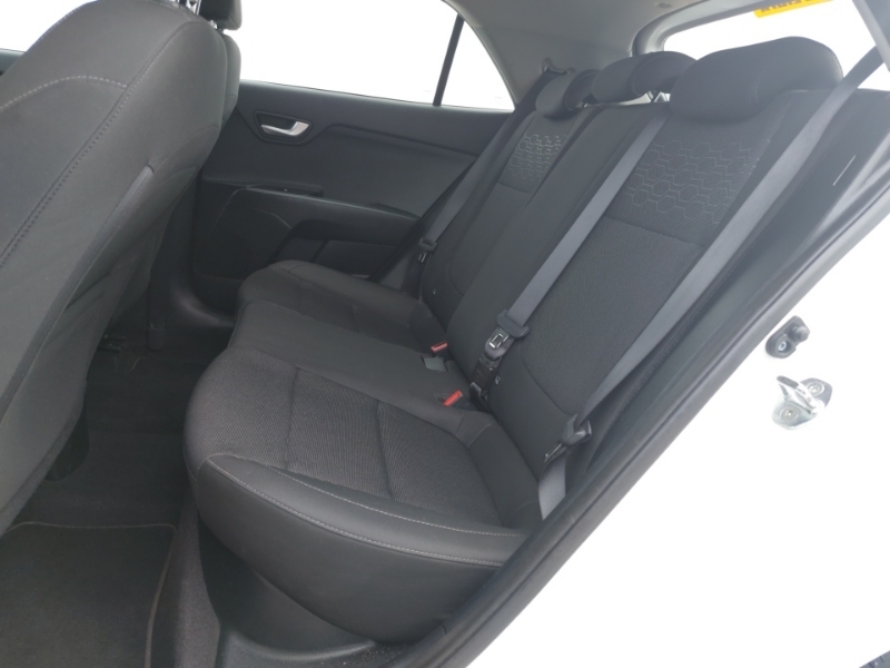 Kia RIO 1.0 T Gdi 2 DF71WUX White #6