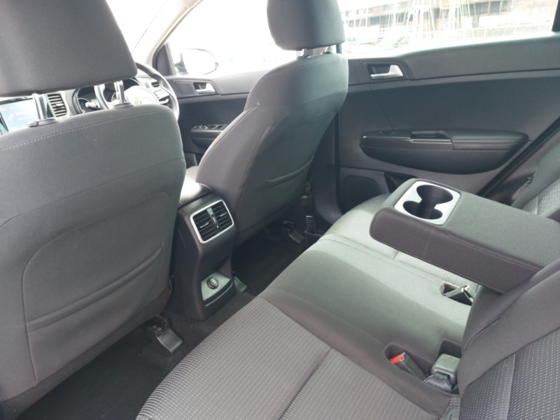 Kia Sportage 1.6 Gdi Isg 2 SC19OPW White #6